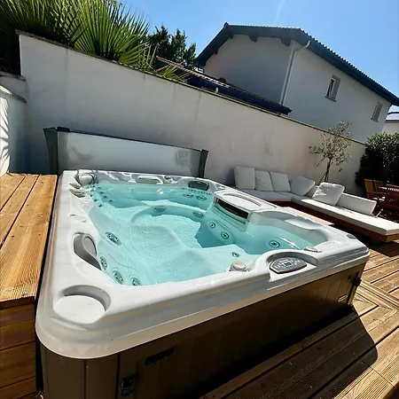 Luxueux T4 Jacuzzi Proche D'anglet * Ανγκλέ